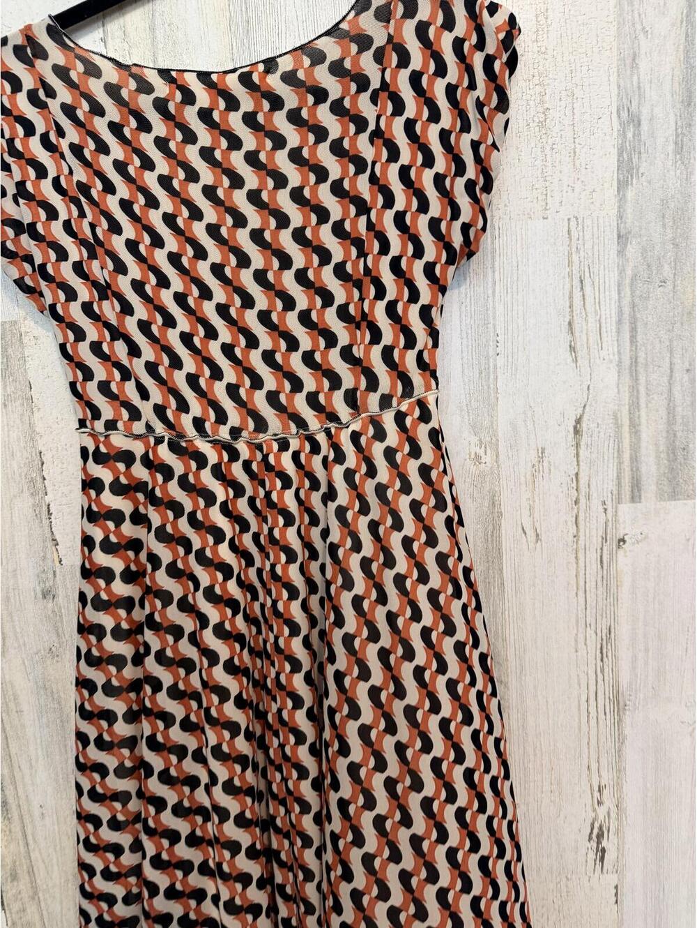 Max Studio Women's XS Dress Midi V-Neck Retro Print Empire Waist Orange Black - Picture 10 of 12
